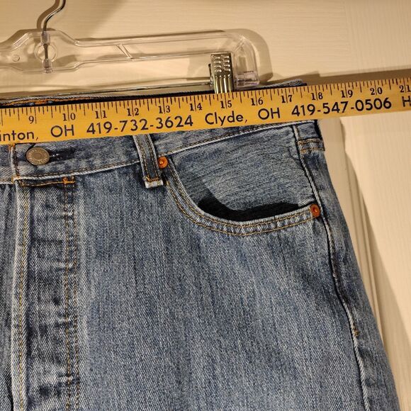 Levi's 501 jeans mens 36x30 blue denim button fly straight leg medium wash - Picture 5 of 10